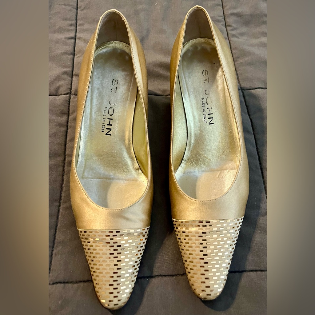 St. John Gold Heels With Textured Toe And Low Heel